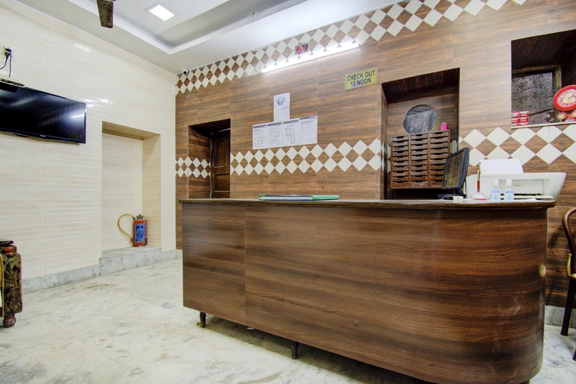 Spot On Dear Hotel Bara Bazar Экстерьер фото